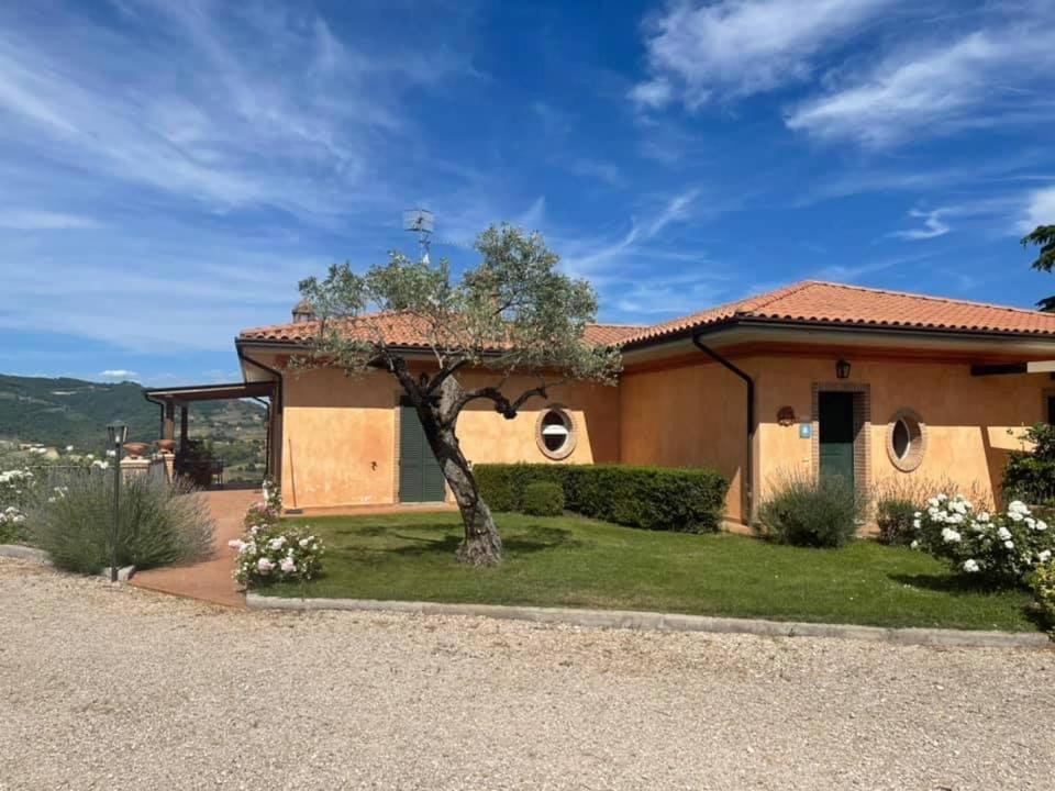 Apartmán La Posta Di Bacco Gualdo Cattaneo Exteriér fotografie